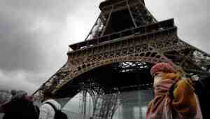 Fransa’da sokağa çıkma yasağının detayları açıklandı